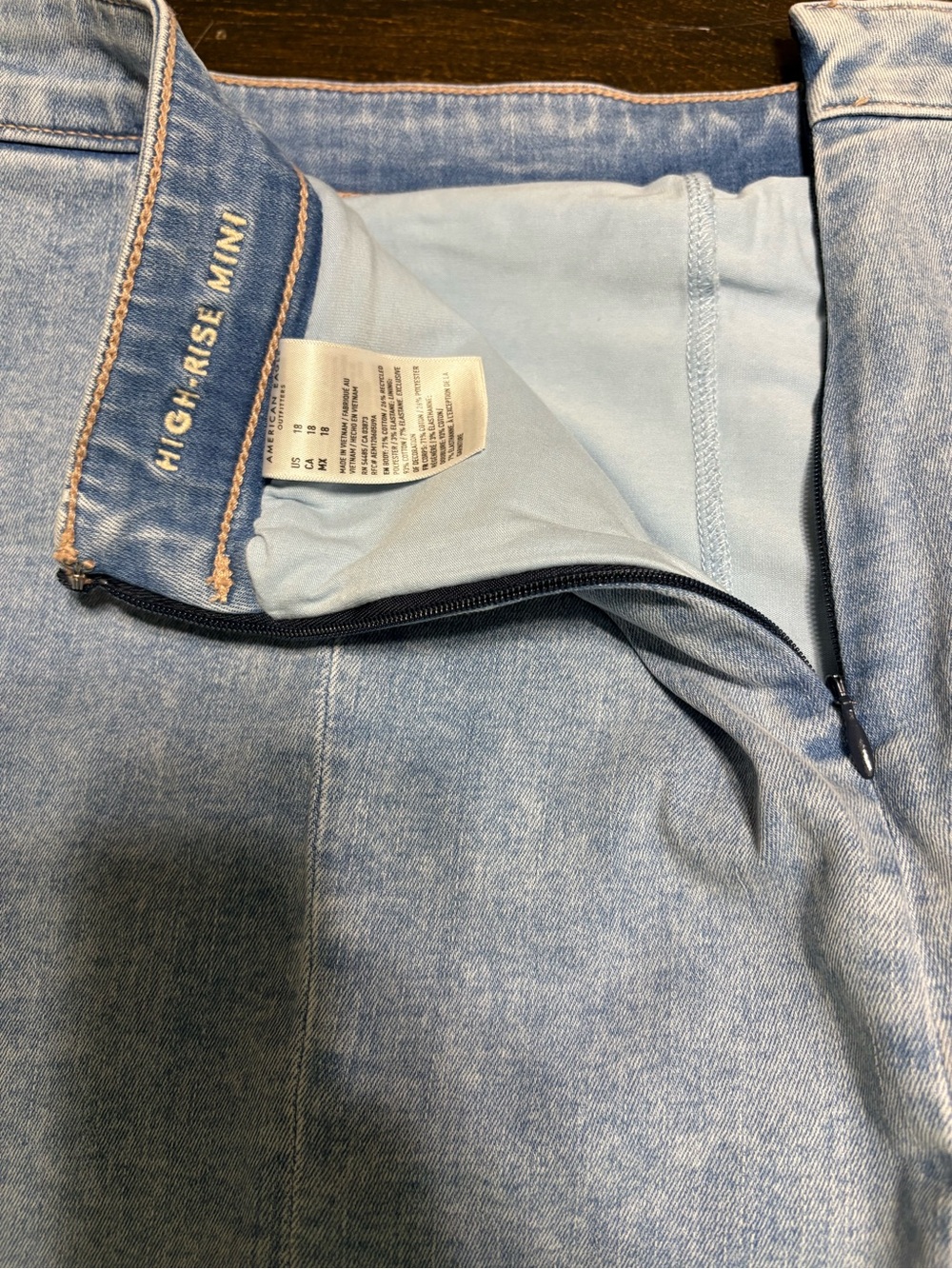 18- American Eagle Jean miniSKORT - Picture 5 of 5